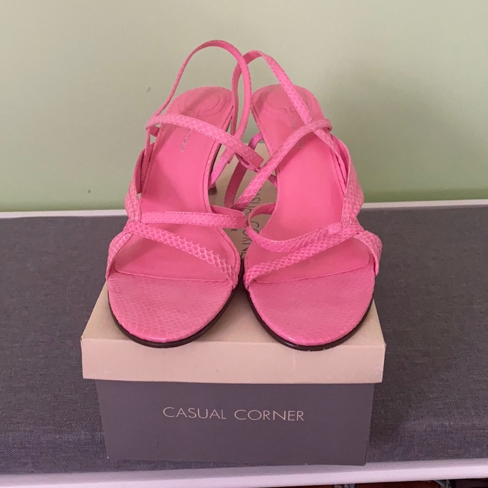 Size 8 Casual Corner Pink Heel
